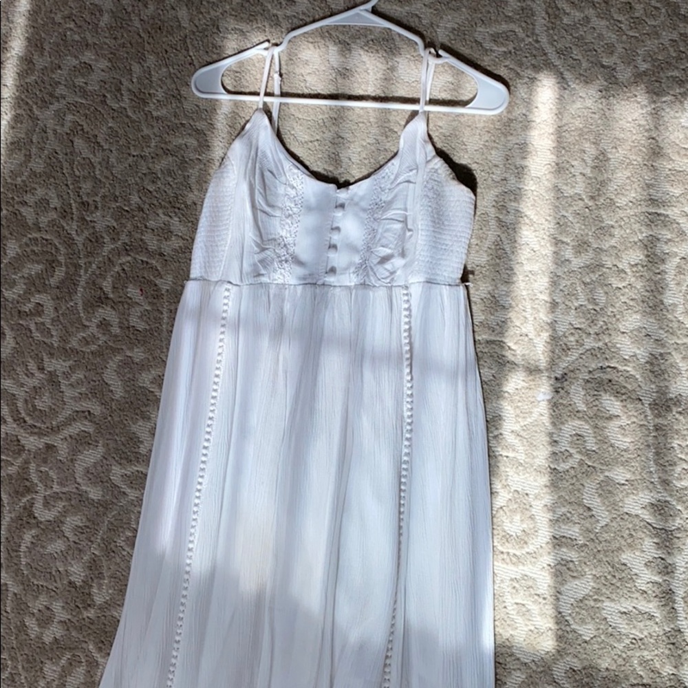 Motherhood Maxi dress timeless pretty